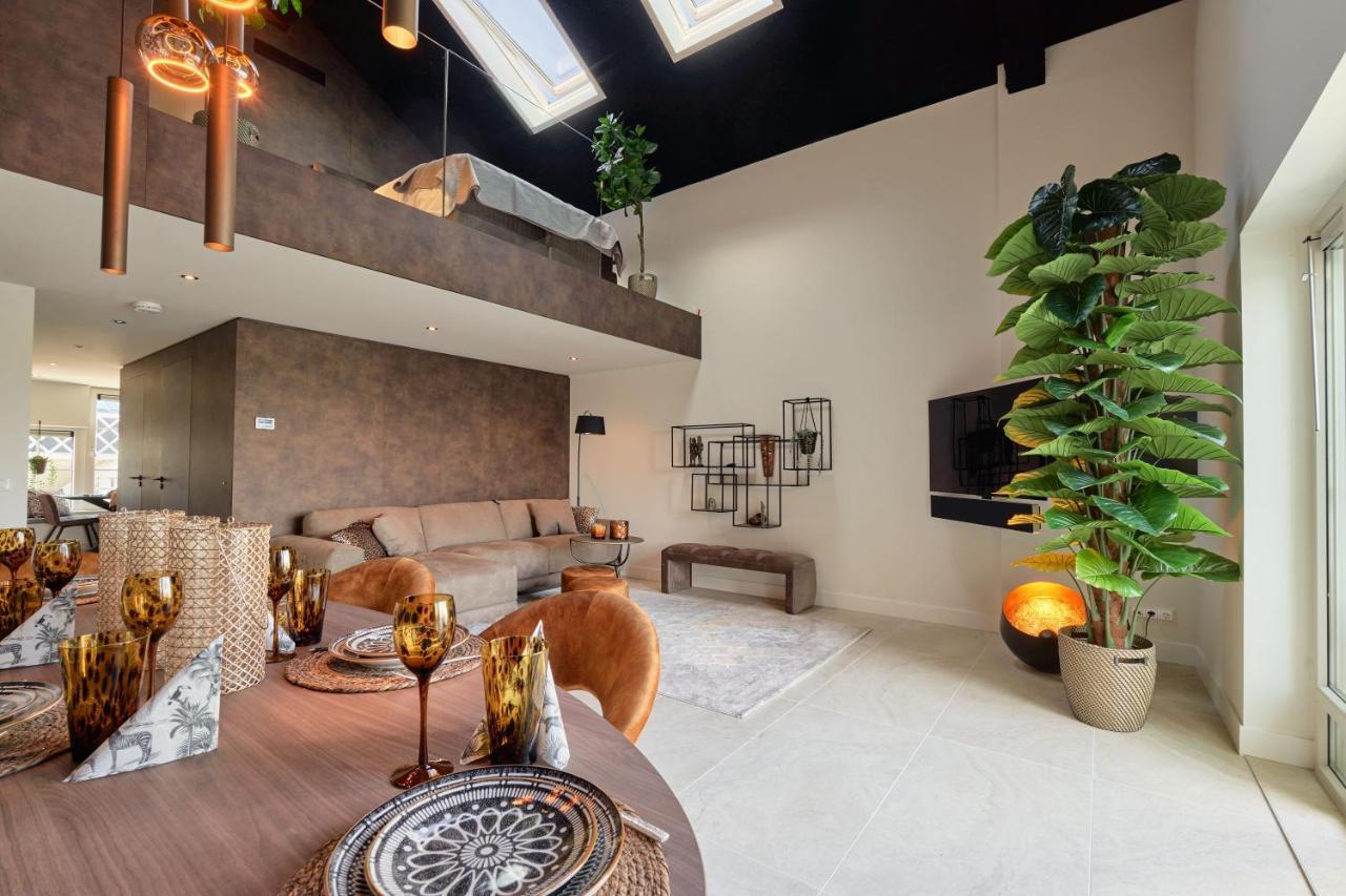 Nomad Water Lodge Harderwijk Esterno foto