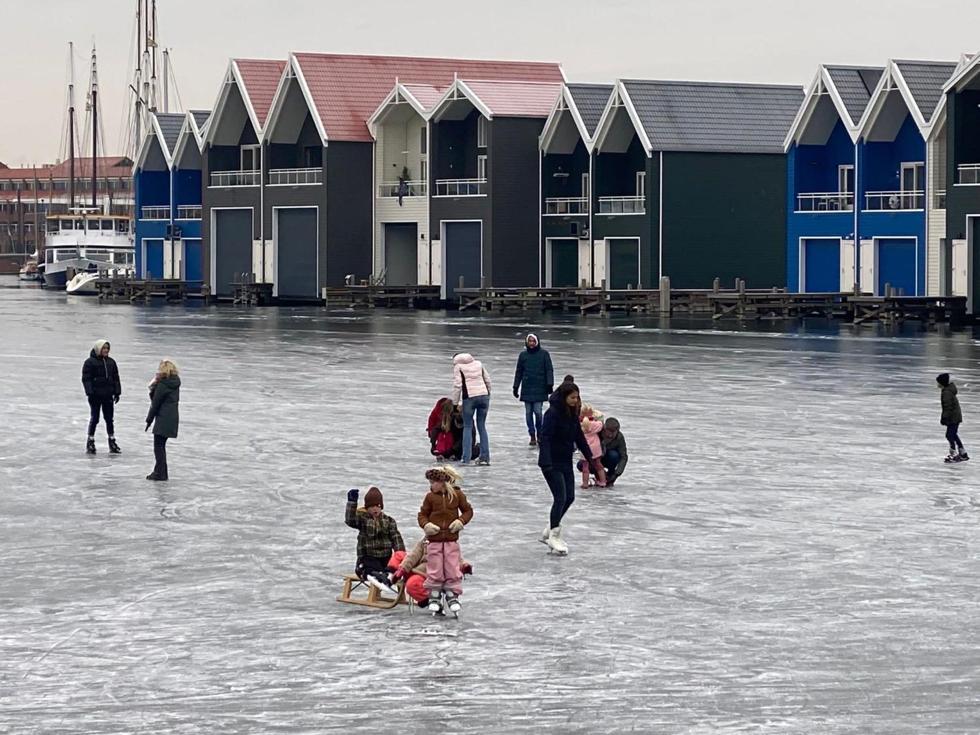 Nomad Water Lodge Harderwijk Esterno foto